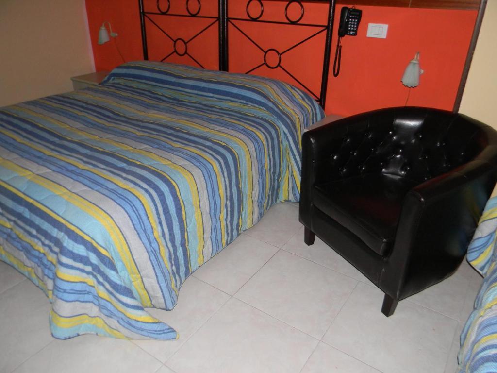 Hotel Mi.Ro. Casalnuovo Di Napoli Room photo